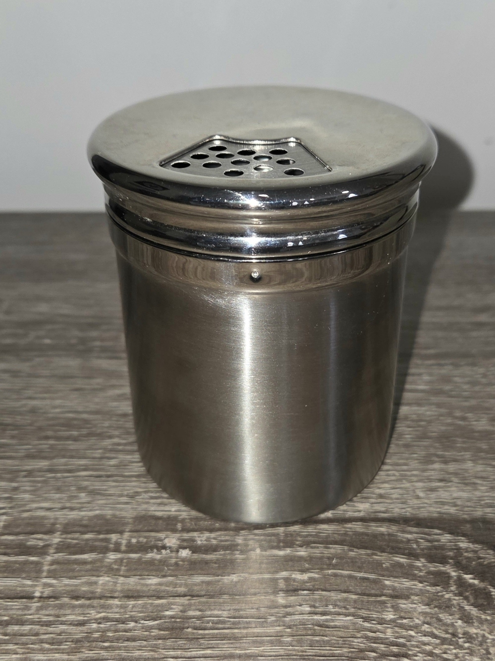 Oneida Stainless Steel Shaker Dredge Dispenser 3.5" PLEASE READ.